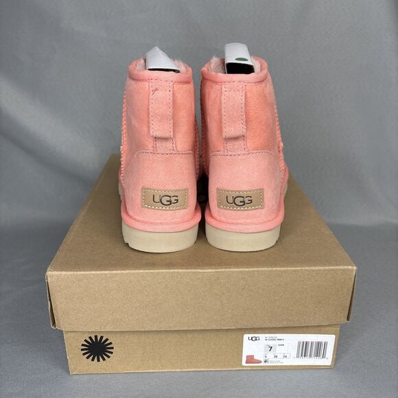 New Womens Ugg Boots Sz 7 Classic Mini Rare Gorgeous Color SHPN Seashell Pink - Picture 3 of 16